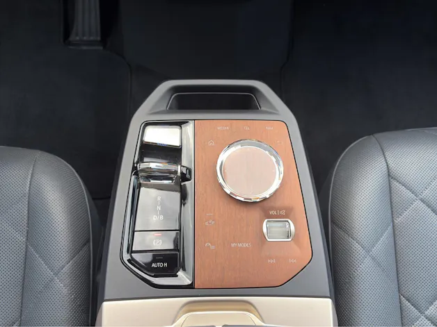 BMW iX xDrive40