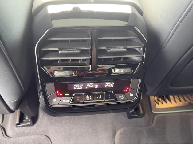 BMW iX xDrive40
