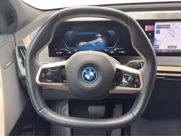 BMW iX xDrive40