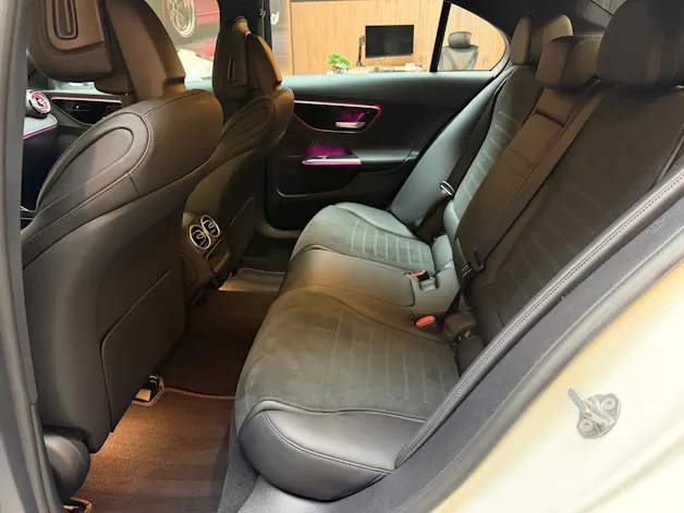 MERCEDES-BENZ C 200 AMG Line