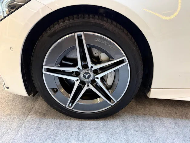 MERCEDES-BENZ C 200 AMG Line