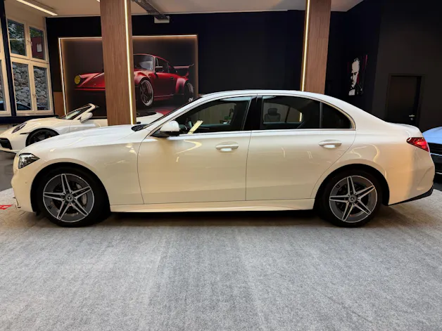MERCEDES-BENZ C 200 AMG Line
