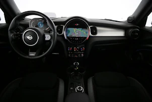 Fahrzeugbild MINI Cabrio F57 2.0i John Cooper Works SAG
