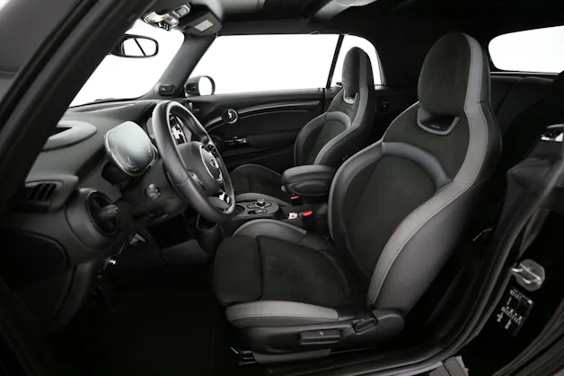MINI Cabrio F57 2.0i John Cooper Works SAG