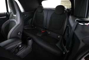 Fahrzeugbild MINI Cabrio F57 2.0i John Cooper Works SAG