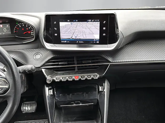 PEUGEOT 2008 1.2 PureTech 130 Allure
