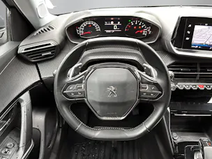 PEUGEOT 2008 1.2 PureTech 130 Allure