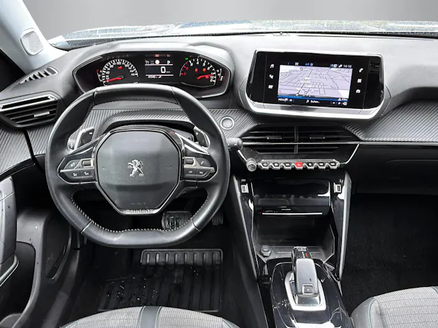 PEUGEOT 2008 1.2 PureTech 130 Allure