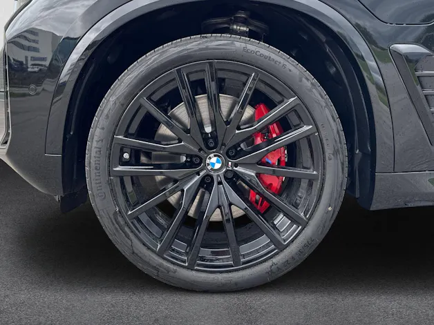 BMW X5 50e M Sport Pro xDrive G05 (CH) AHK ** M Carbonschwarz métallisé **