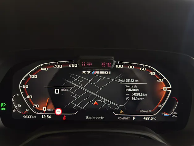 BMW X7 M50i