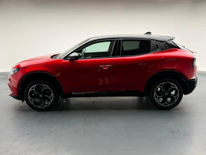 https://vehicle.imgix.net/4441021/13ee7bc8-1eae-4285-831c-05bdc15b3286.jpeg