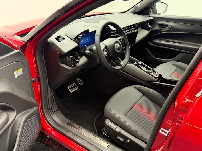 image du véhicule ALFA ROMEO JUNIOR