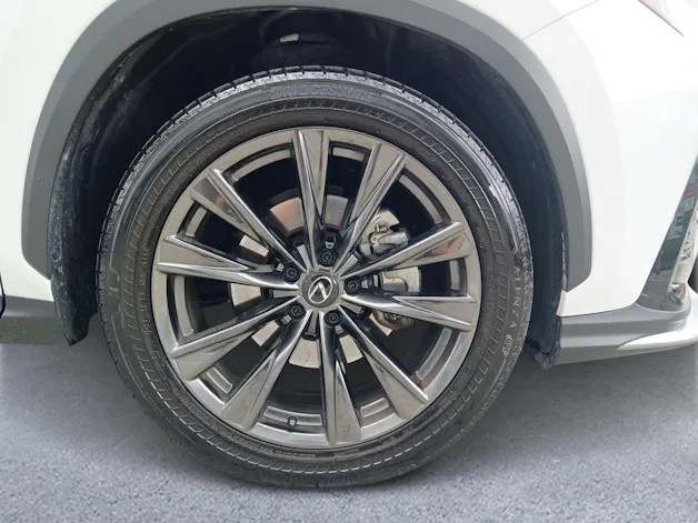 Lexus NX 350h F-Sport