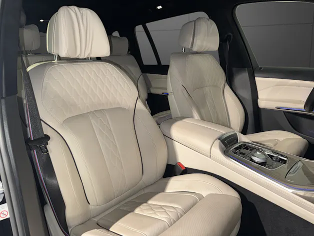 BMW X7 M60i M Sport