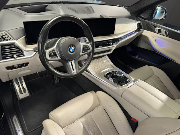 BMW X7 M60i M Sport