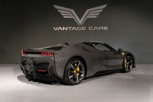 FERRARI SF90 Spider 4.0