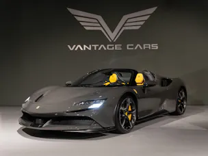 FERRARI SF90 Spider 4.0