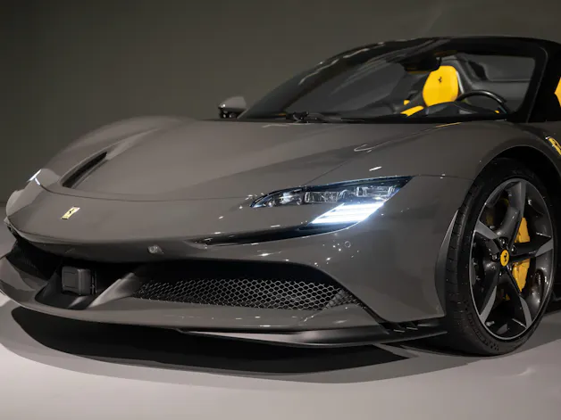 FERRARI SF90 Spider 4.0