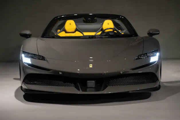 FERRARI SF90 Spider 4.0