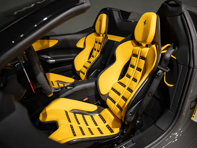 FERRARI SF90 Spider 4.0
