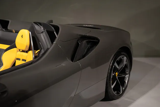 FERRARI SF90 Spider 4.0
