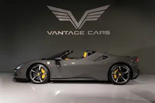 FERRARI SF90 Spider 4.0