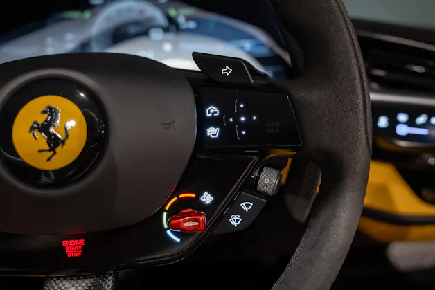 FERRARI SF90 Spider 4.0