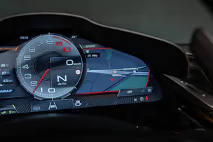 FERRARI SF90 Spider 4.0