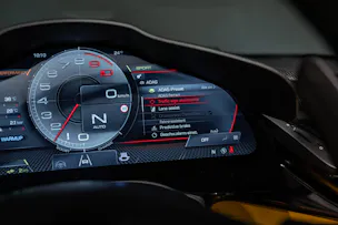 FERRARI SF90 Spider 4.0