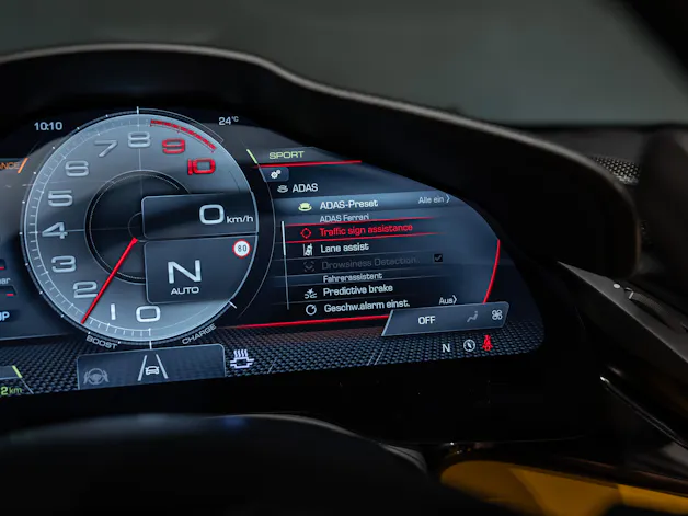FERRARI SF90 Spider 4.0