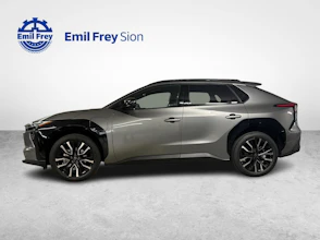 https://vehicle.imgix.net/4441067/b98f15a8-29e4-4819-a9be-bc3b47808714.jpg