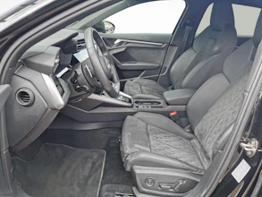https://vehicle.imgix.net/4441092/35c41ddf-bcff-436b-a466-59a63e842786.jpg