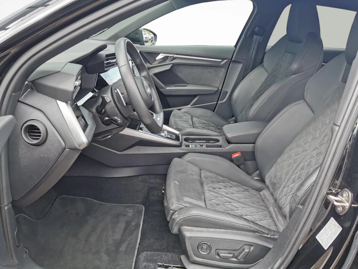 immagine del veicolo AUDI RS3