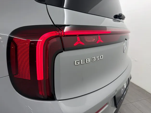 MERCEDES-BENZ GLB 350 4matic