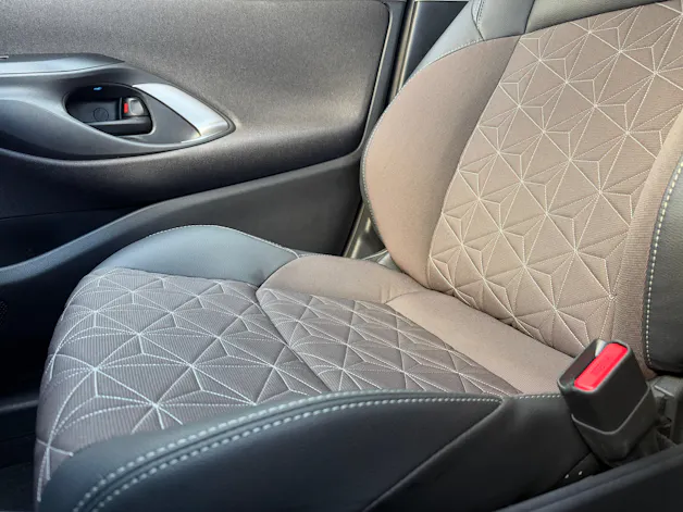 Toyota Yaris Cross 1.5 VVT-i HSD Elegant AWD-i