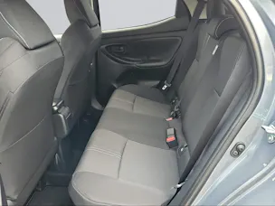 Toyota Yaris 1.5 VVT-i HSD Trend
