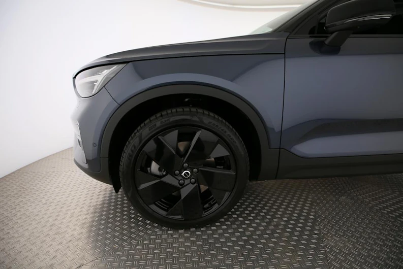 immagine del veicolo VOLVO EX40