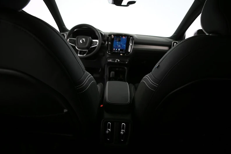 immagine del veicolo VOLVO EX40