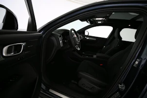 immagine del veicolo VOLVO EX40 Twin Black Edition AWD