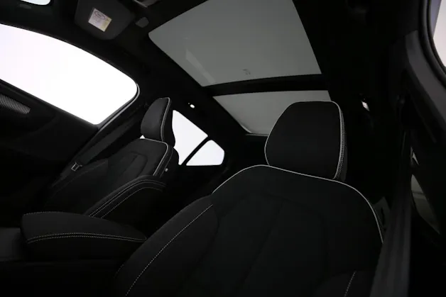 VOLVO EX40 Twin Black Edition AWD