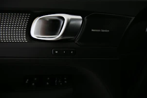 immagine del veicolo VOLVO EX40 Twin Black Edition AWD