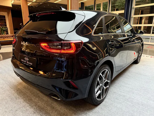Kia Ceed 1.5 T-GDi GT-Line DCT