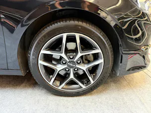 Kia Ceed 1.5 T-GDi GT-Line DCT