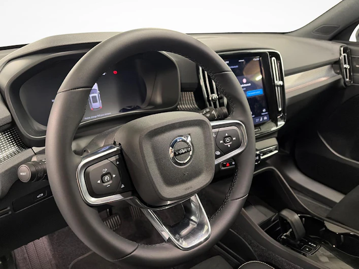 image du véhicule VOLVO EX40