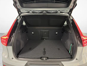 https://vehicle.imgix.net/4441173/4b49bfea-13b5-4b9c-8630-46af401bef30.jpg