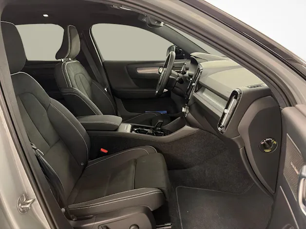 VOLVO EX40 Twin Black Edition AWD