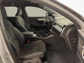 https://vehicle.imgix.net/4441173/90533539-9eba-46bf-ac23-a736078c6fb3.jpg