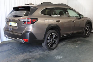 Fahrzeugbild SUBARU Outback 2.5i Luxury