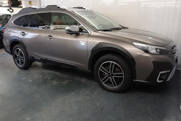 Subaru Outback 2.5i Luxury