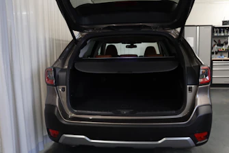 SUBARU OUTBACK 9